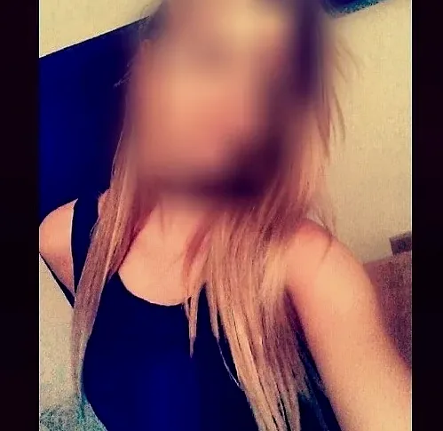 Simone, 36