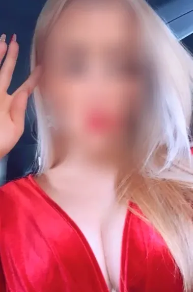 Valerie, 36
